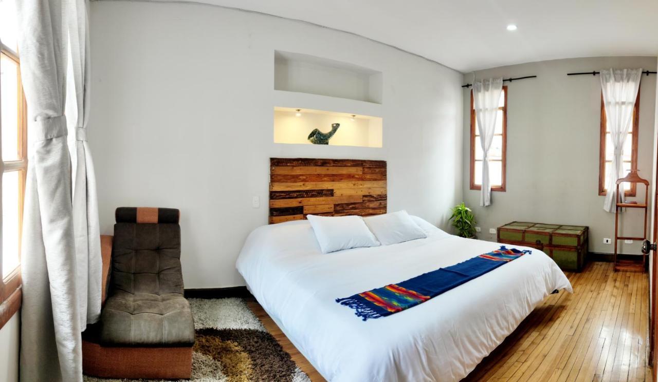 Minka Hostel Кіто Екстер'єр фото