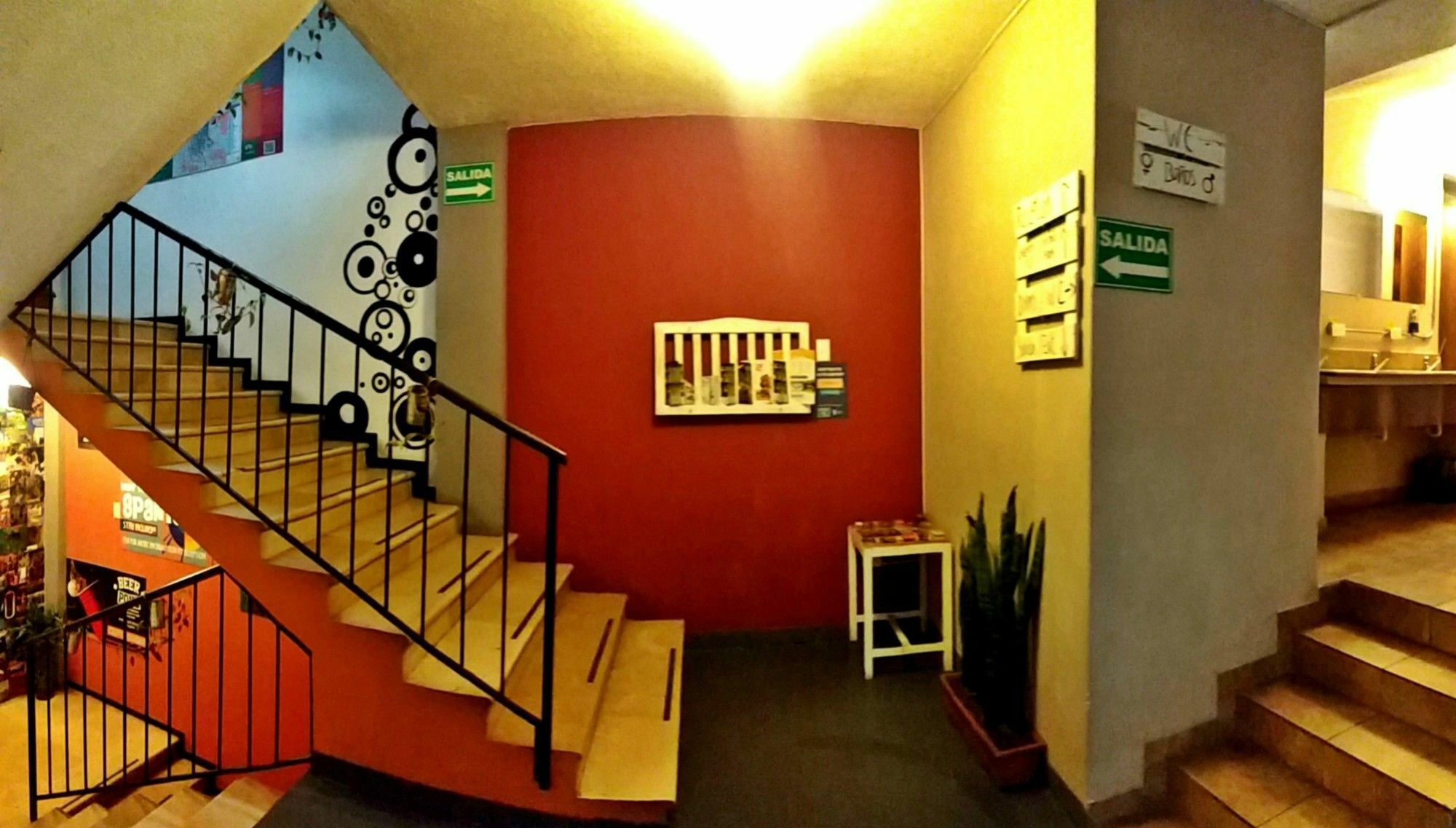 Minka Hostel Кіто Екстер'єр фото